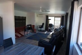 2-29 Rumbalara Avenue - Rainbow Beach, Bring your dog or your cat or bring both, Free Wi-Fi